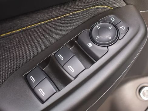 Certified 2025 Chevrolet TrailBlazer ACTIV w/ Convenience Package image 23