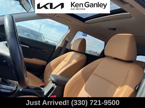 Certified 2024 Kia Seltos EX image 11