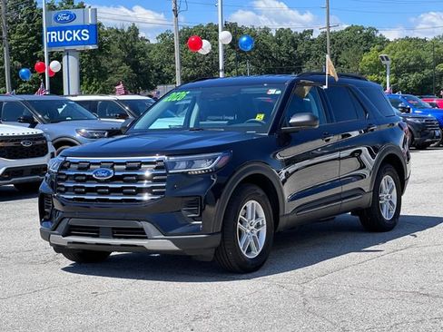 Certified 2026 Ford Explorer Active AWD/4WD image 3