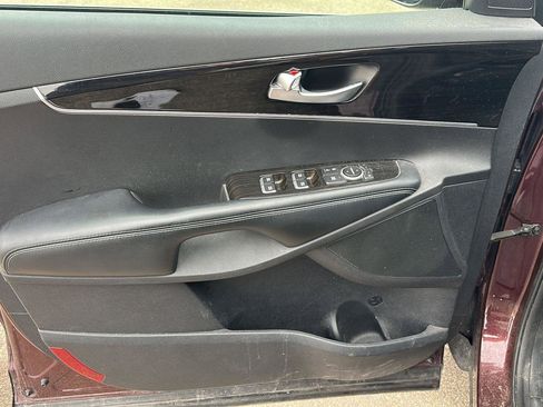 Used 2019 Kia Sorento LX w/ Option Group 020 image 9