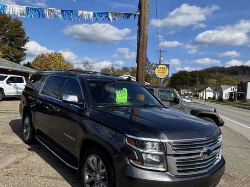 Used 2017 Chevrolet Suburban Premier image 6