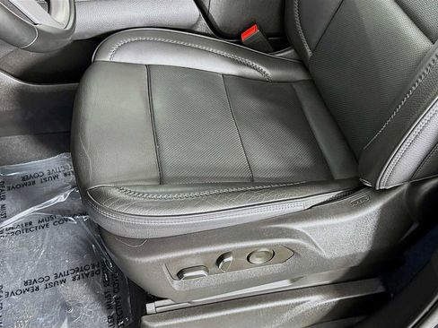 Used 2023 GMC Yukon XL Denali w/ Max Trailering Package image 21