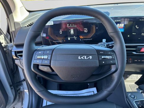 New 2026 Kia Sportage EX image 16