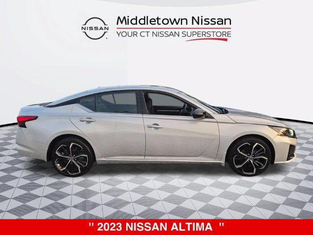 Certified 2023 Nissan Altima 2.5 SR AWD/4WD image 2