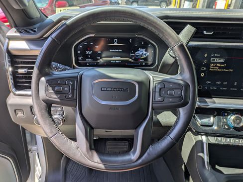 Certified 2024 GMC Sierra 2500 Denali Ultimate w/ Max Trailering Package AWD/4WD image 16