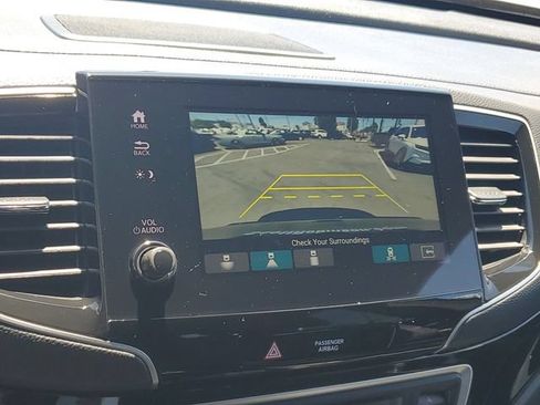 Certified 2024 Honda Passport Black Edition image 25