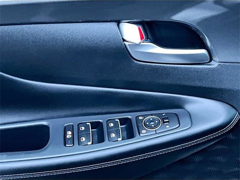 Used 2023 Hyundai Santa Fe SEL Premium w/ Cargo Package image 18