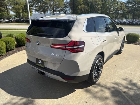 New 2026 BMW X3 xDrive30 w/ Premium Package image 5