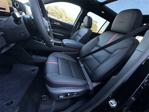 New 2026 Chevrolet Traverse RS image 19