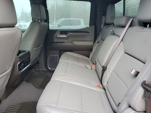 Used 2023 GMC Sierra 1500 SLT w/ SLT Premium Plus Package image 12