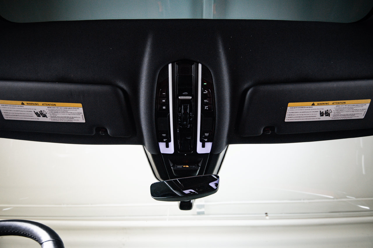 Certified 2023 Porsche Cayenne Platinum Edition AWD/4WD image 20