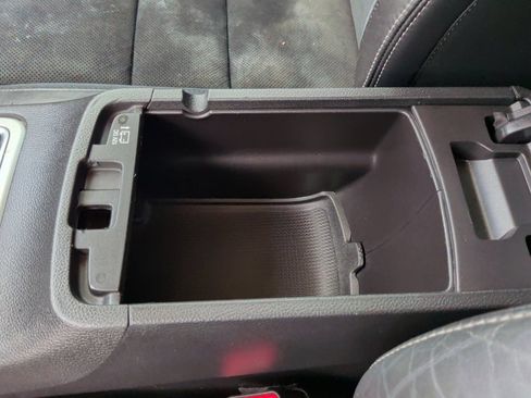 Used 2013 Jeep Grand Cherokee SRT8 AWD/4WD image 32