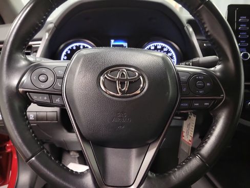 Used 2023 Toyota Camry SE FWD image 18