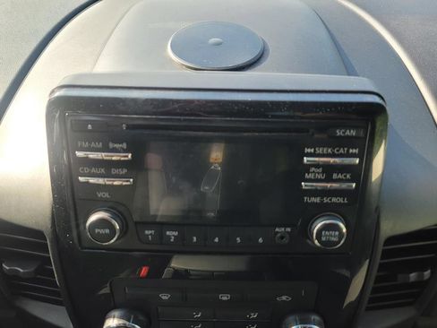 Used 2014 Nissan Titan 4x4 Crew Cab image 26
