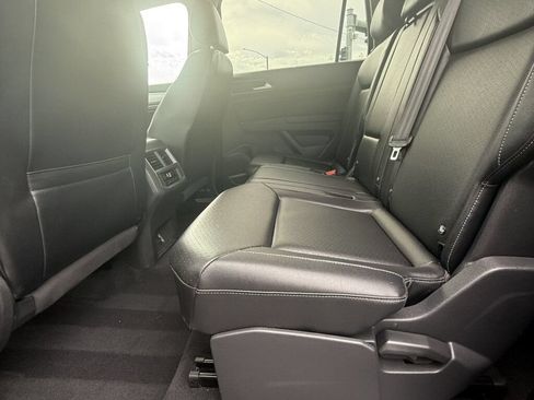 Used 2019 Volkswagen Atlas SE w/ Towing Package AWD/4WD image 38
