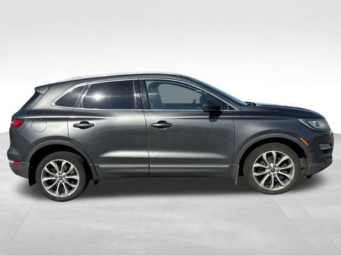 Used 2017 Lincoln MKC Select w/ Select Plus Package AWD/4WD image 6