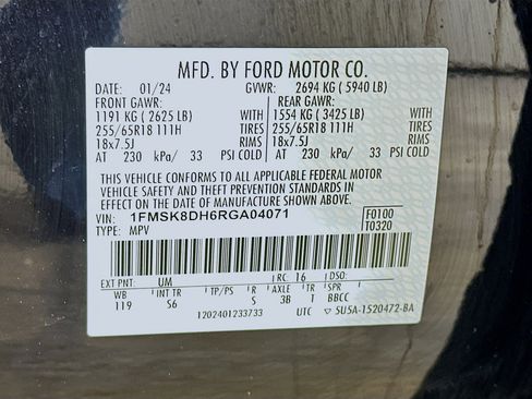 Used 2024 Ford Explorer XLT w/ Equipment Group 202A image 12