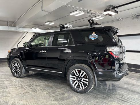Used 2019 Toyota 4Runner Limited AWD/4WD image 6