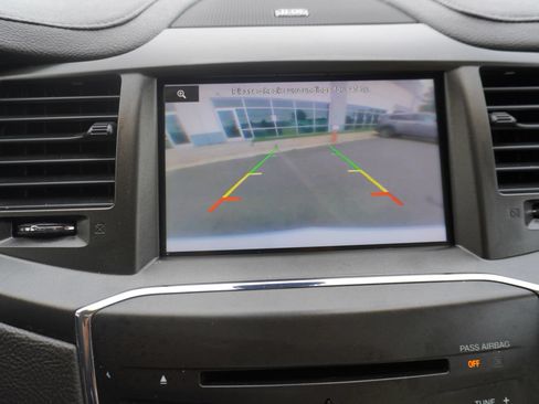 Used 2013 Lincoln MKS FWD image 20