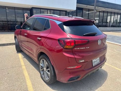 Used 2021 Buick Encore GX Preferred w/ Sport Touring Package FWD image 5