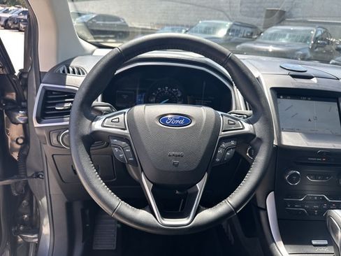 Used 2016 Ford Edge SEL w/ Equipment Group 201A FWD image 28