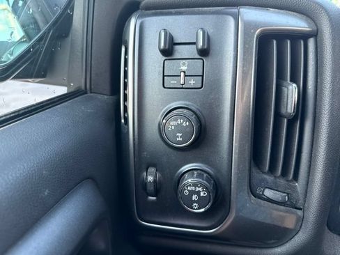 Used 2019 Chevrolet Silverado 1500 LT w/ All Star Edition AWD/4WD image 11