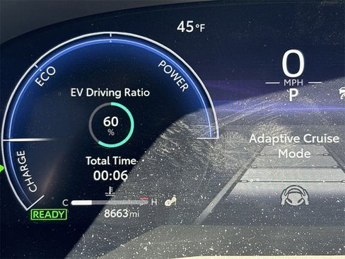 Used 2025 Toyota Camry XLE image 40