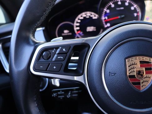 Used 2018 Porsche Panamera 4S w/ Premium Package Plus AWD/4WD image 40