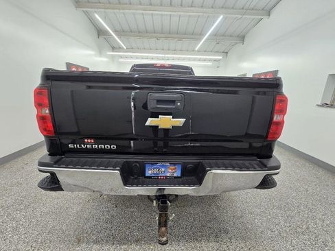 Used 2017 Chevrolet Silverado 2500 W/T RWD image 6