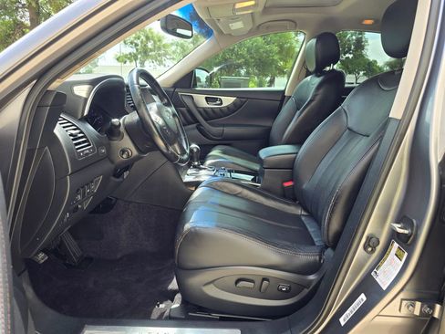 Used 2015 INFINITI QX70 2WD w/ Premium Package image 22