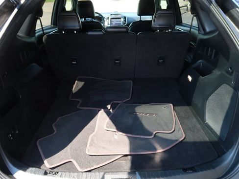 Used 2020 Ford Edge Titanium w/ Equipment Group 301A FWD image 13
