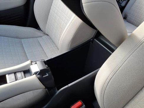 Used 2023 Honda HR-V LX image 26