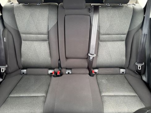 Used 2025 Nissan Rogue SV FWD image 40