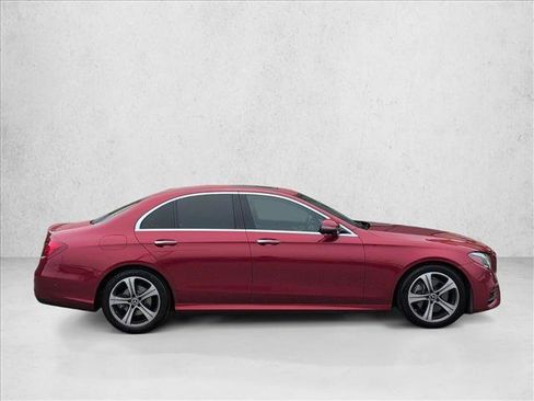 Certified 2019 Mercedes-Benz E 300 image 4