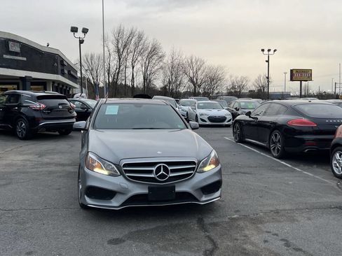 Used 2015 Mercedes-Benz E 350 4MATIC Sedan image 6