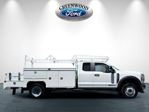 New 2026 Ford F550 4x4 Supercab Super Duty image 3