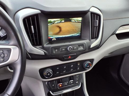 Used 2018 GMC Terrain SLE image 21