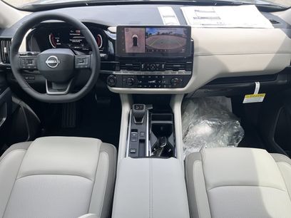 New 2026 Nissan Pathfinder SL