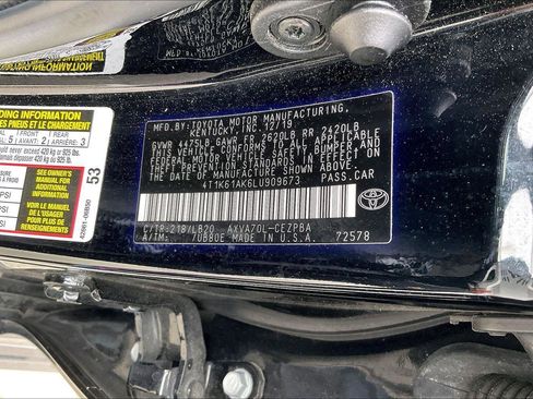 Used 2020 Toyota Camry XSE image 3