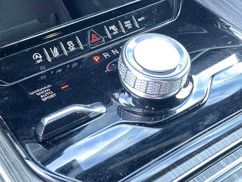 Used 2023 Jeep Wagoneer Series II image 23