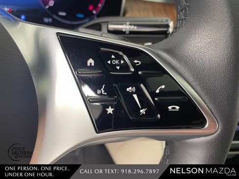 Used 2024 Mercedes-Benz GLC 300 4MATIC image 28