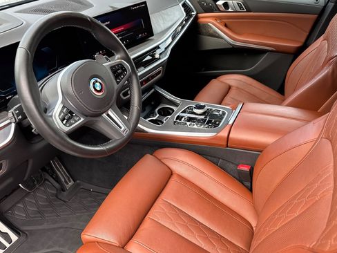Used 2024 BMW X7 M60i w/ Executive Package AWD/4WD image 11