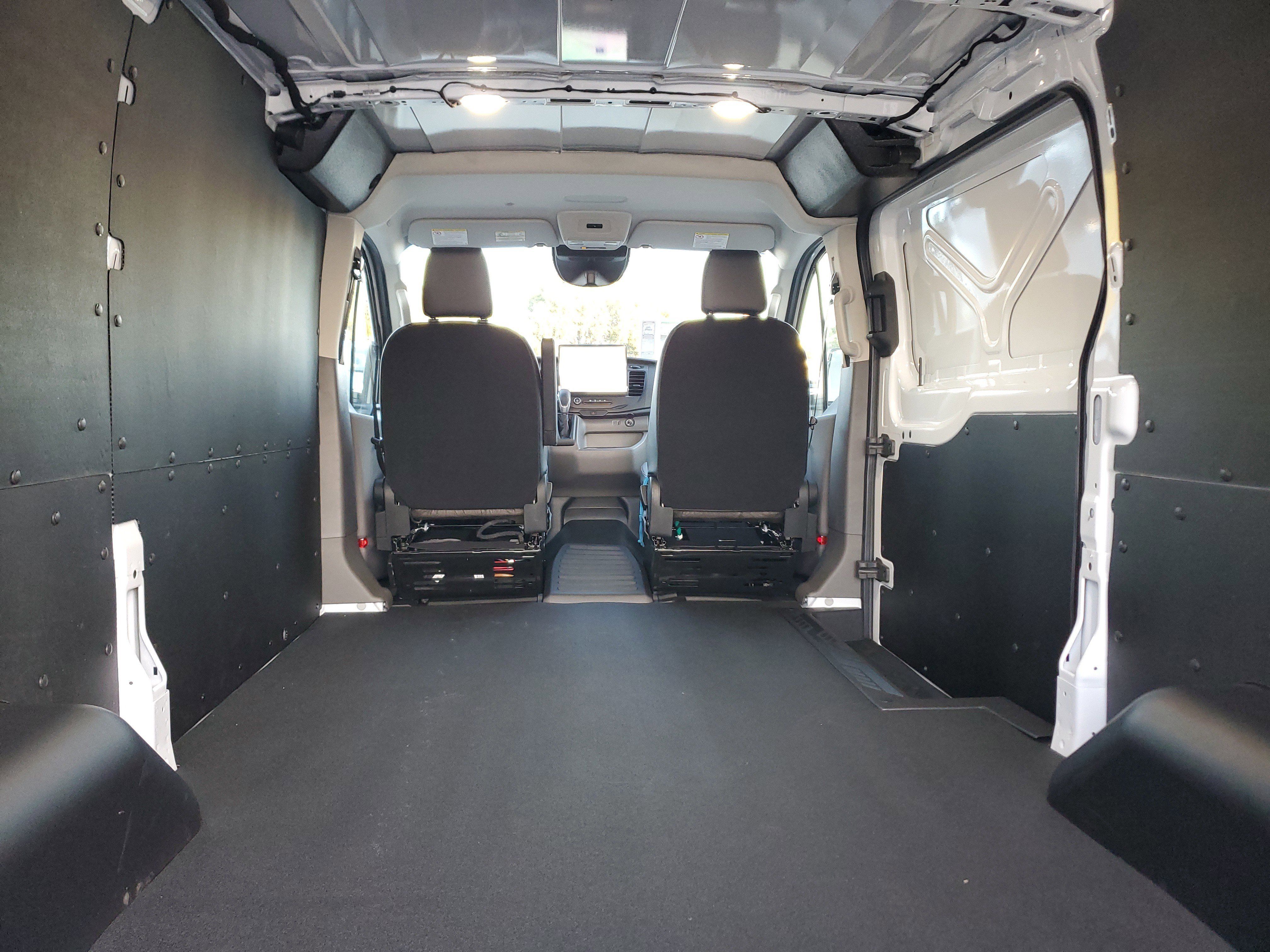 New 2026 Ford Transit 250 Low Roof w/ Load Area Protection Package RWD image 9
