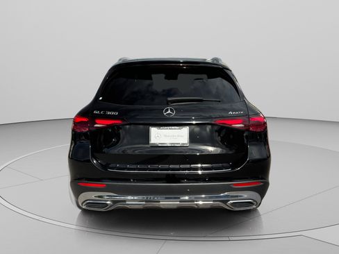 Certified 2026 Mercedes-Benz GLC 300 4MATIC image 4