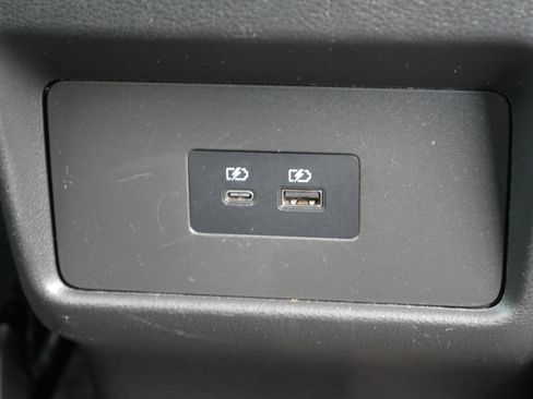 Certified 2022 Nissan Rogue SV image 26