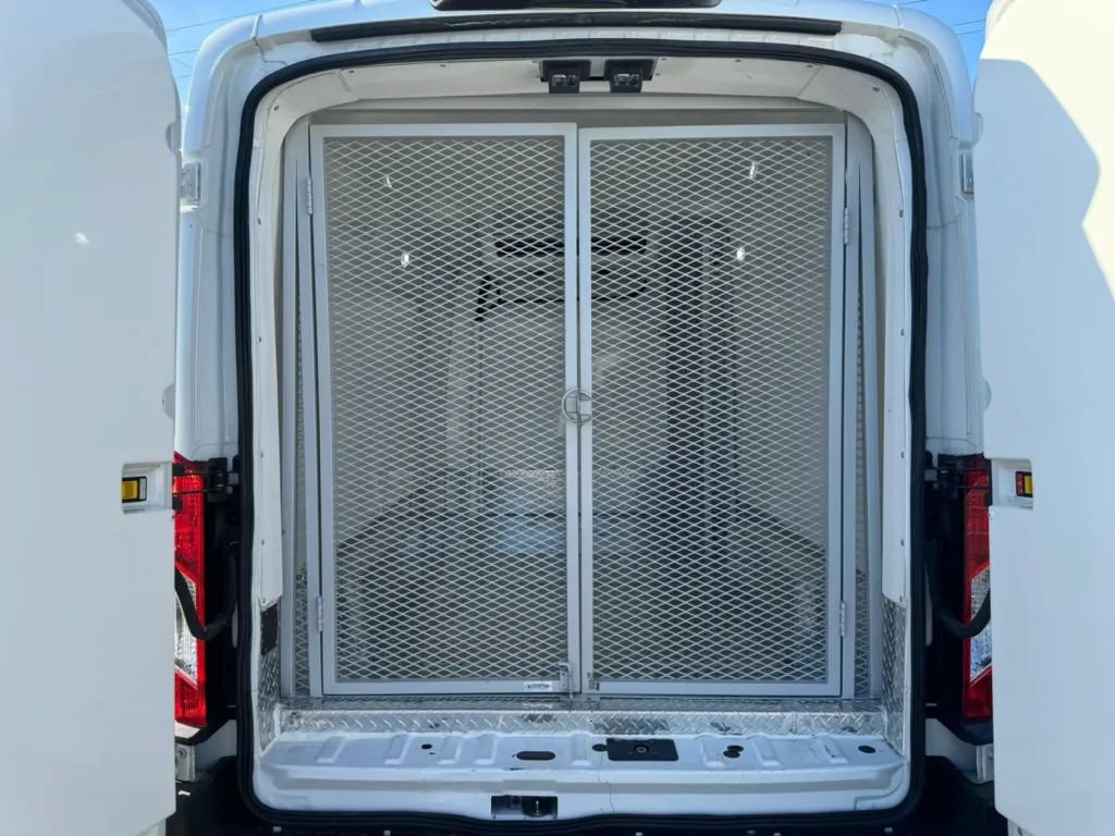 Used 2019 Ford Transit 250 148 Medium Roof RWD image 19