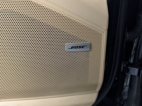 Certified 2023 Porsche Cayenne Platinum Edition AWD/4WD image 26