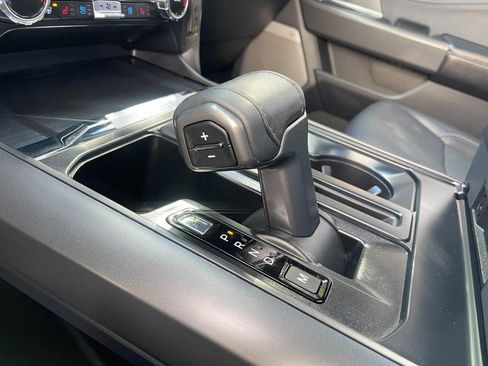 Used 2024 Ford F150 Lariat AWD/4WD image 45