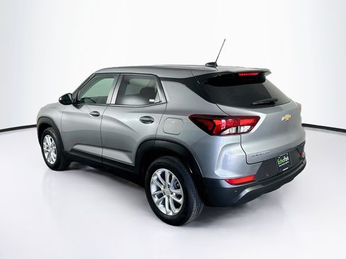 Used 2024 Chevrolet TrailBlazer LS w/ LS Convenience Package FWD image 5