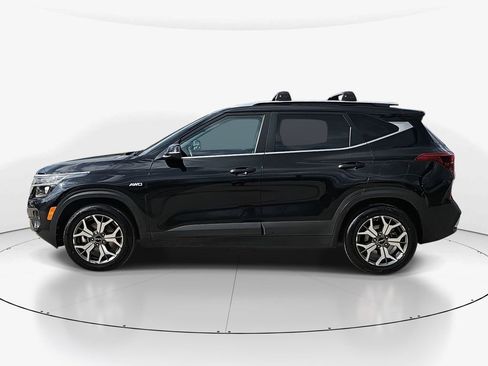 Used 2022 Kia Seltos EX image 8